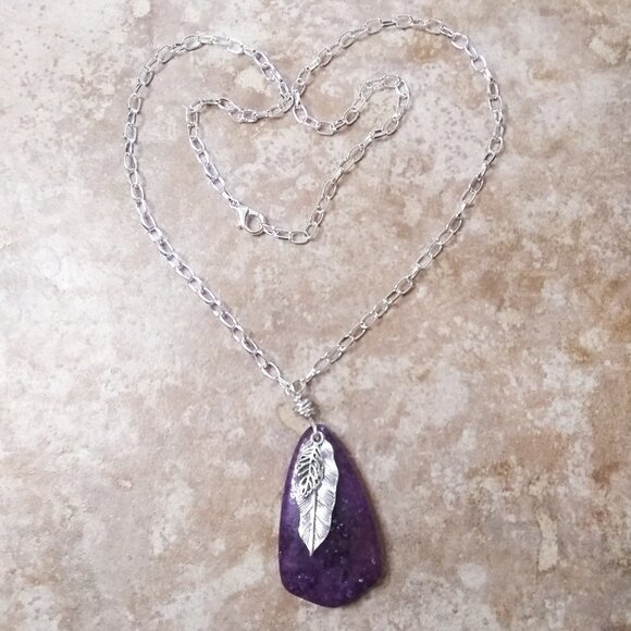 Large Purple Lepidolite Stone & Leaves Pendant w. 24" Silver Plated Chain - Picture 1 of 8